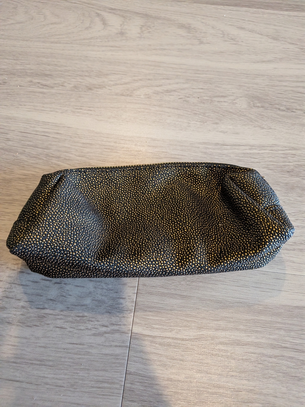Textured Black and Gold Cosmetic Pouchbnew